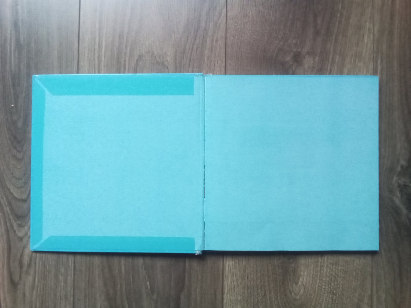 Bitte anstellen! Tomoko Ohmura Bilderbuch Moritz Verlag