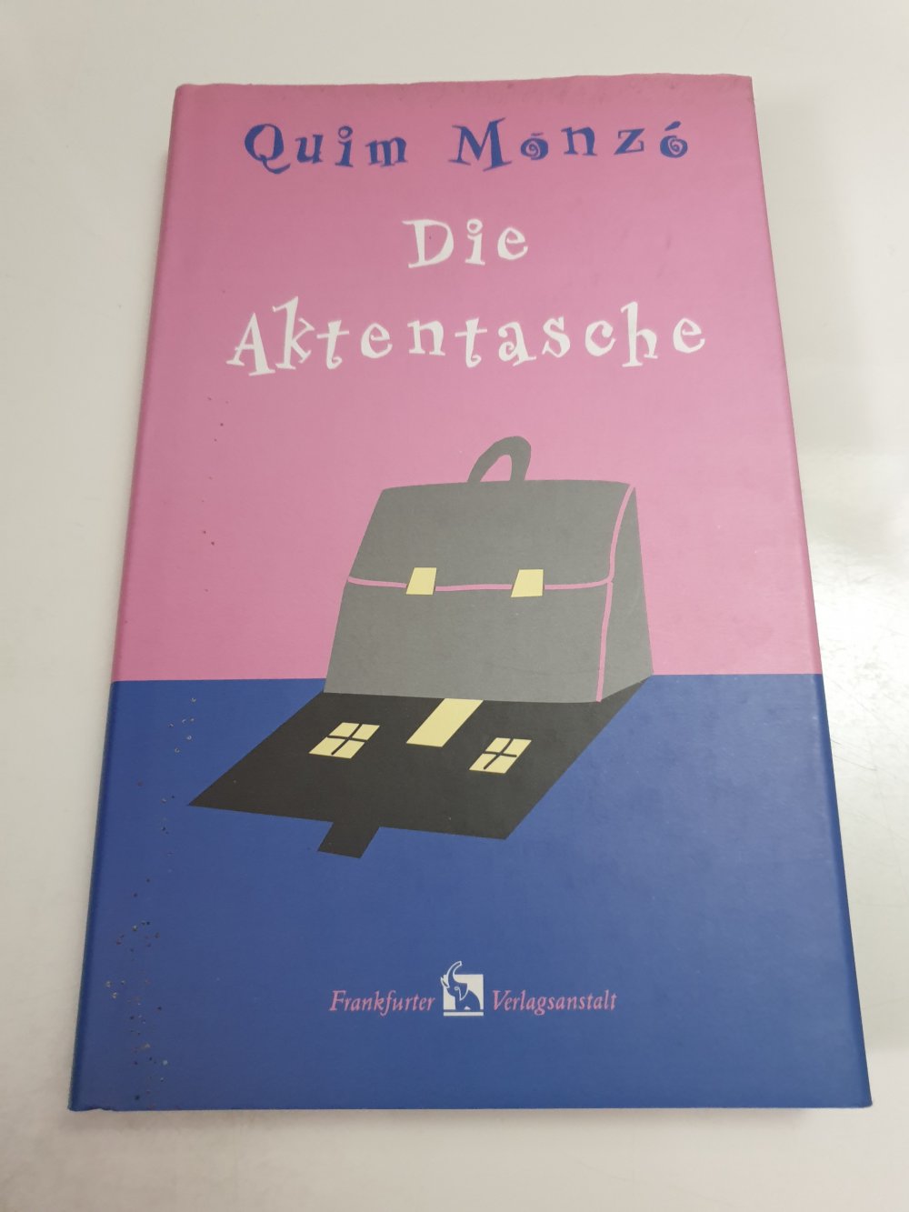 Die Aktentasche - Quim Monzo