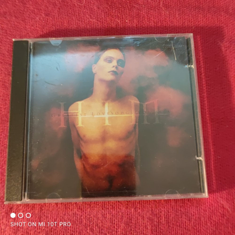 HIM - Greatest Lovesongs Vol 666