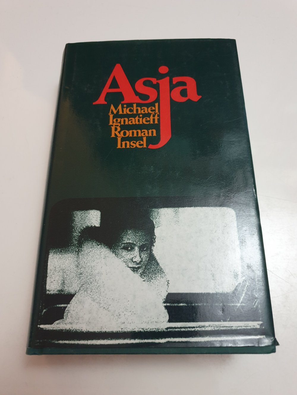 Asja - Michael Ignatieff