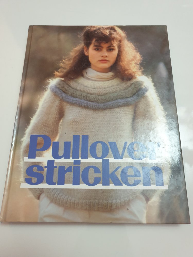 Pullover Stricken