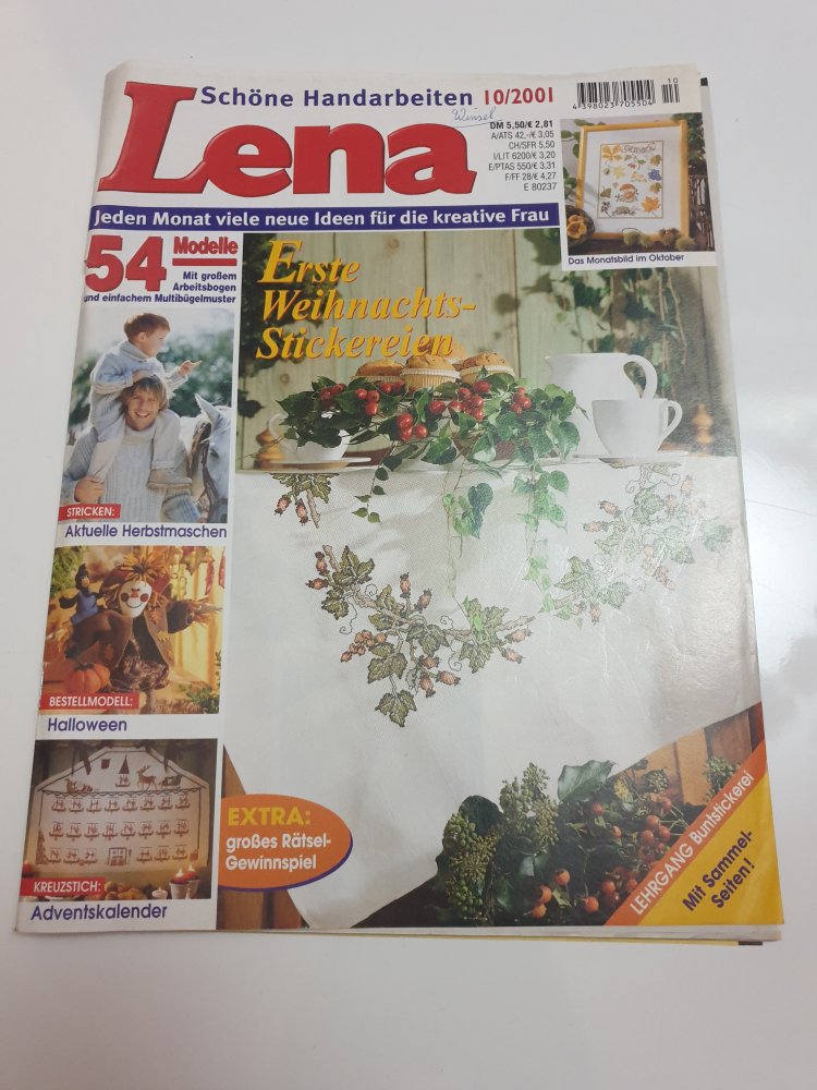 Lena 10/2001