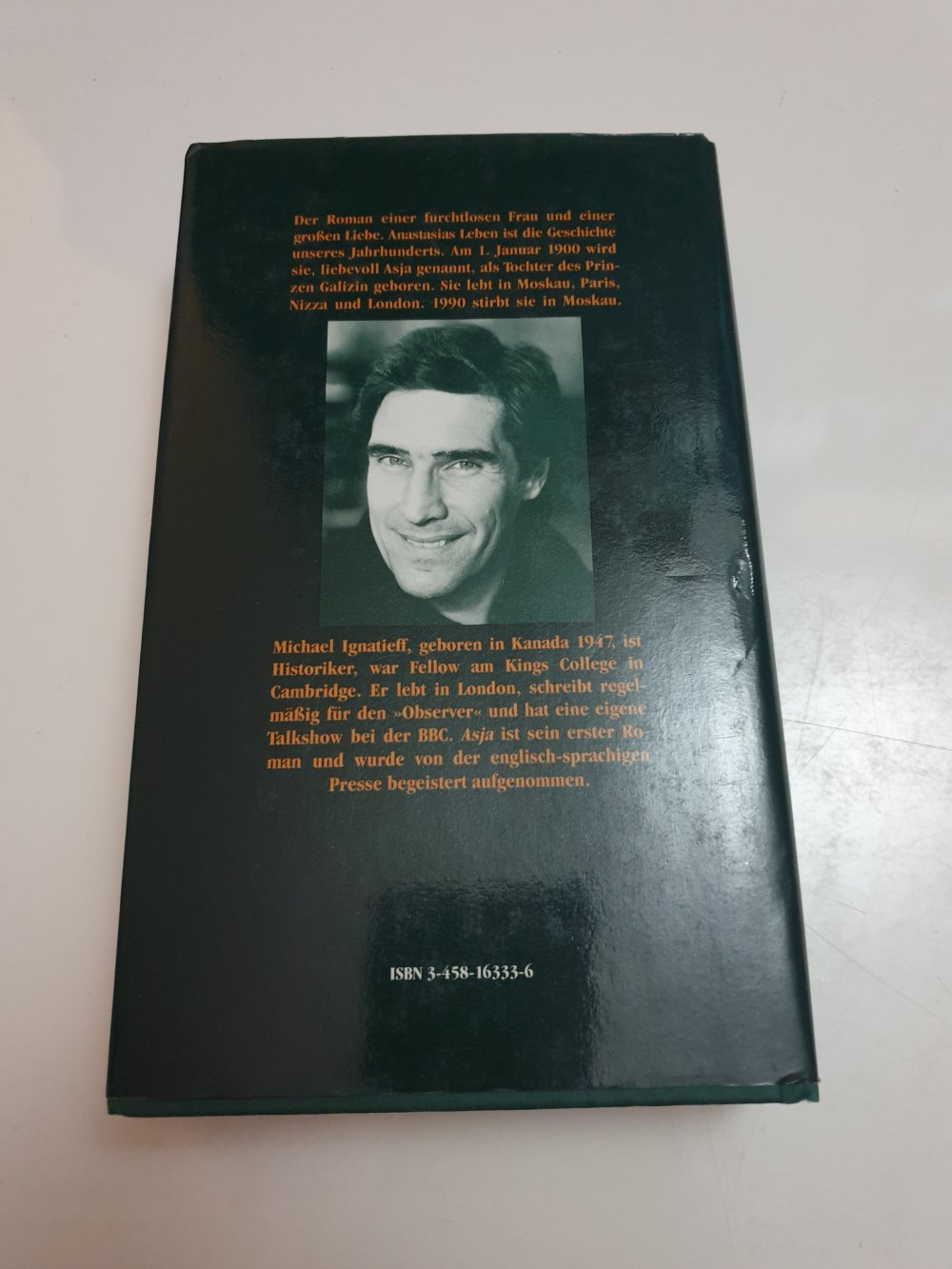 Asja - Michael Ignatieff