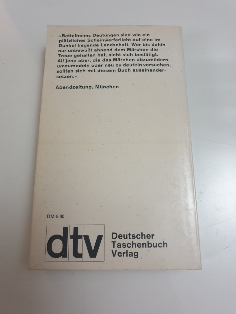 Kinder brauchen Märchen - Bruno Bettelheim