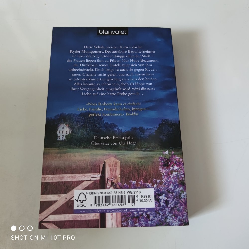 Nora Roberts - Fliedernächte