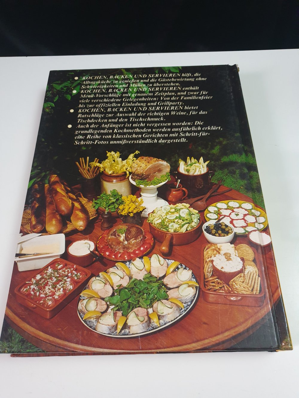 Kochen backen und servieren