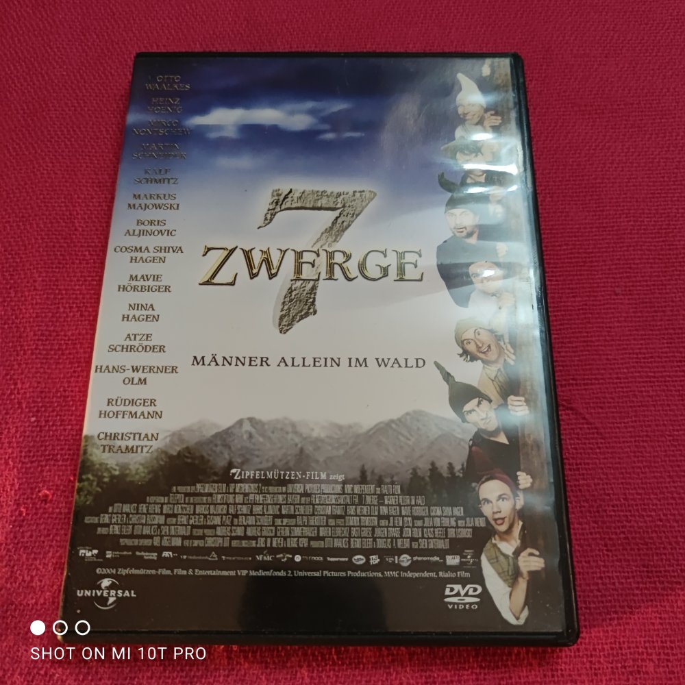 7 Zwerge -  Männer allein im Wald