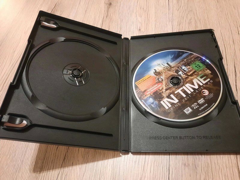 DVD 