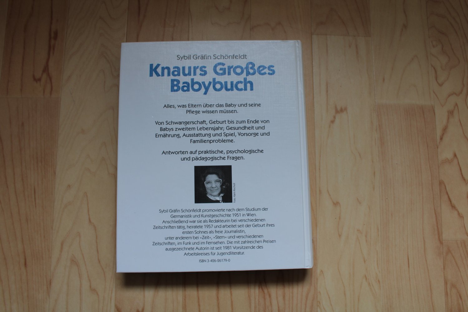 Knaurs Großes Babybuch. Sybil Gräfin Schönfeldt