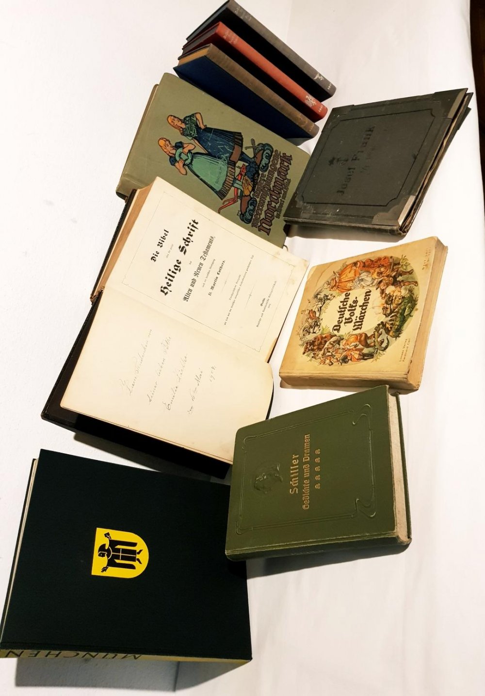 Antiquarische Bücher von 1700 bis 1900 Jahrhundert