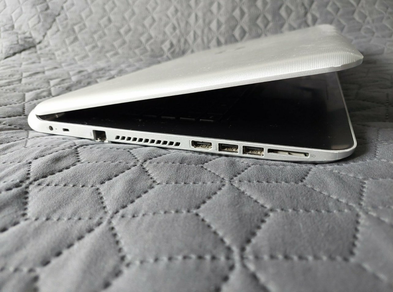 Laptop HP 17.3 Zoll/ Core i7/ Gaming- Grafikkarte GeForce 840M