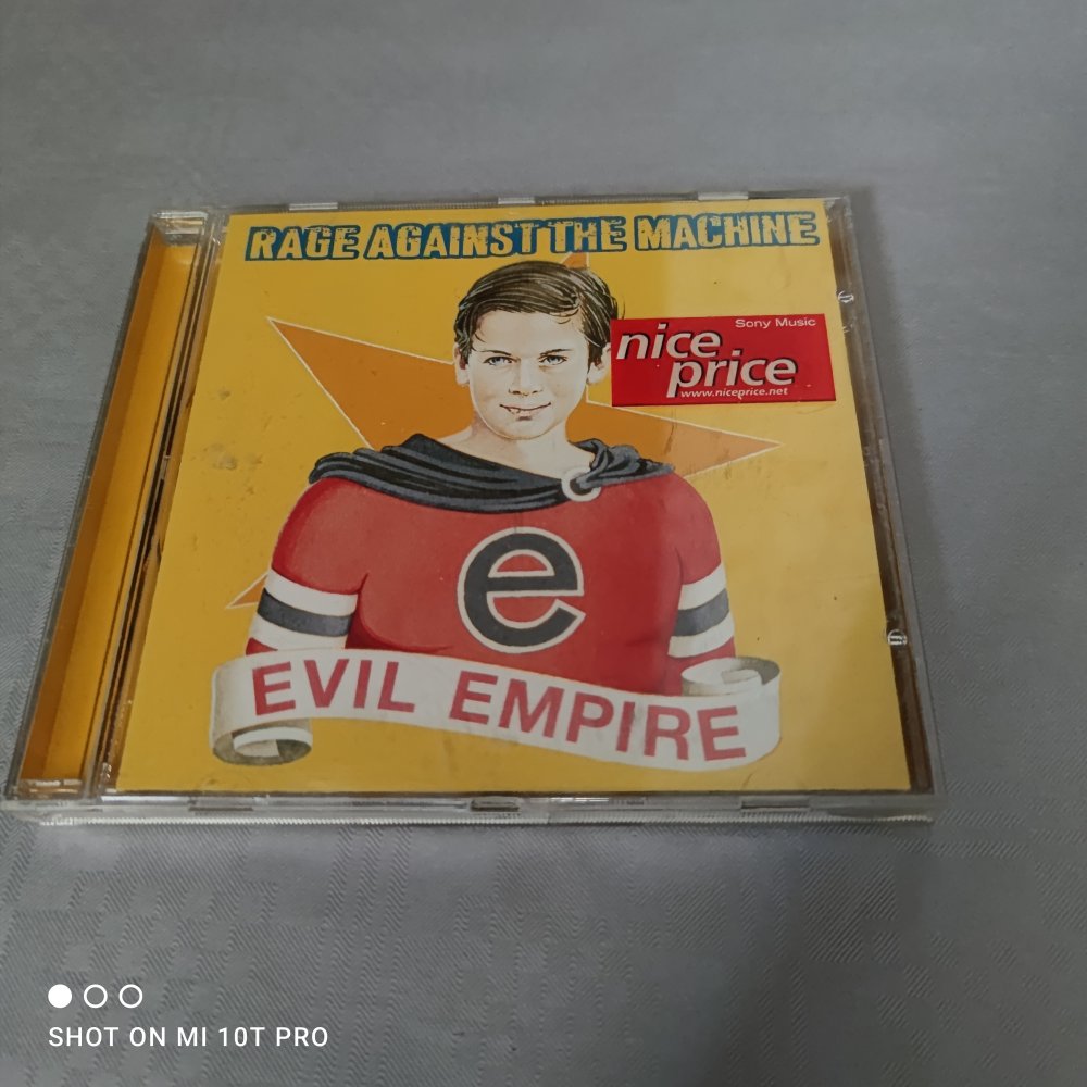Rage against the Machine - Evil Empire