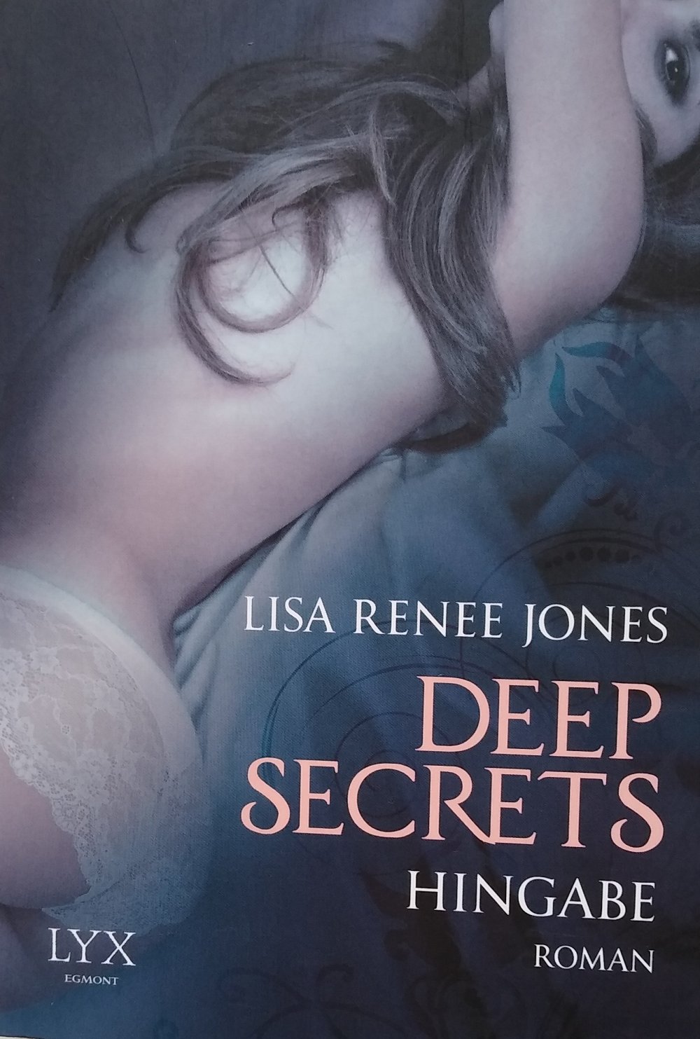 Deep Secrets - Hingabe