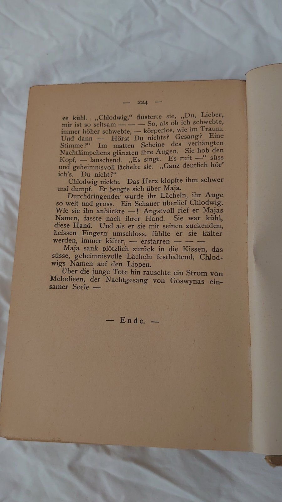 Die Flitterwochen des Ruhms Buch A. Schoebel 224 Seiten von ca 1948