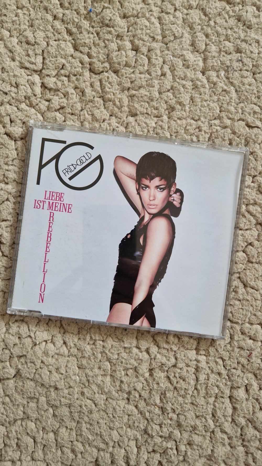 Frida Gold Rebellion | Maxi - #2ndchancemusic