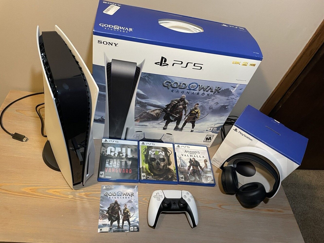 Sony PS5 Blu-Ray Disc Edition: 4 Spiele, kabellose Kopfhörer