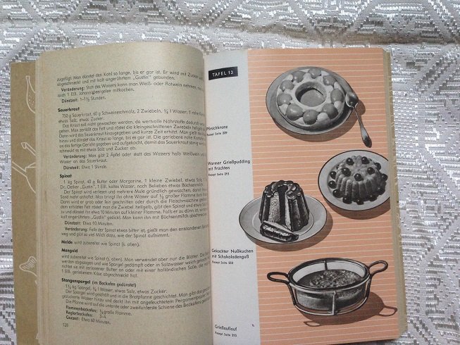 Dr. Oetker Schul-Kochbuch  Ausgabe G.  Dr. August Oetker Bielefeld 