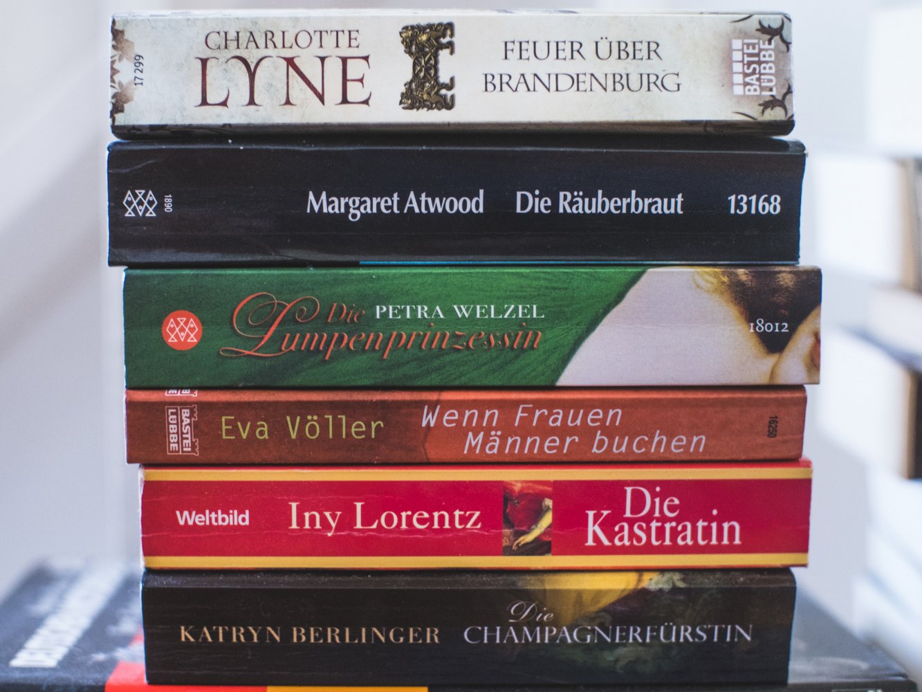 Viele Bücher Tausch oder Verkauf
