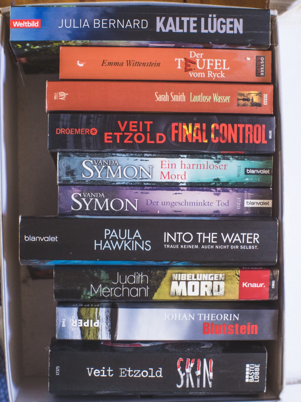 Viele Bücher Tausch oder Verkauf