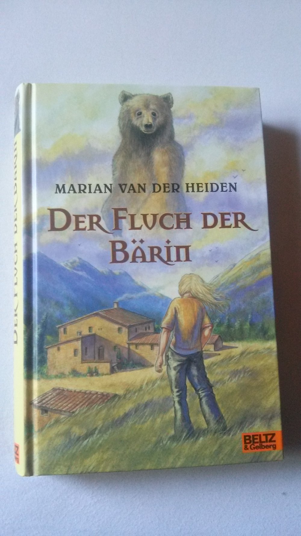 Der Fluch der Bärin, Buch, Jugendliche