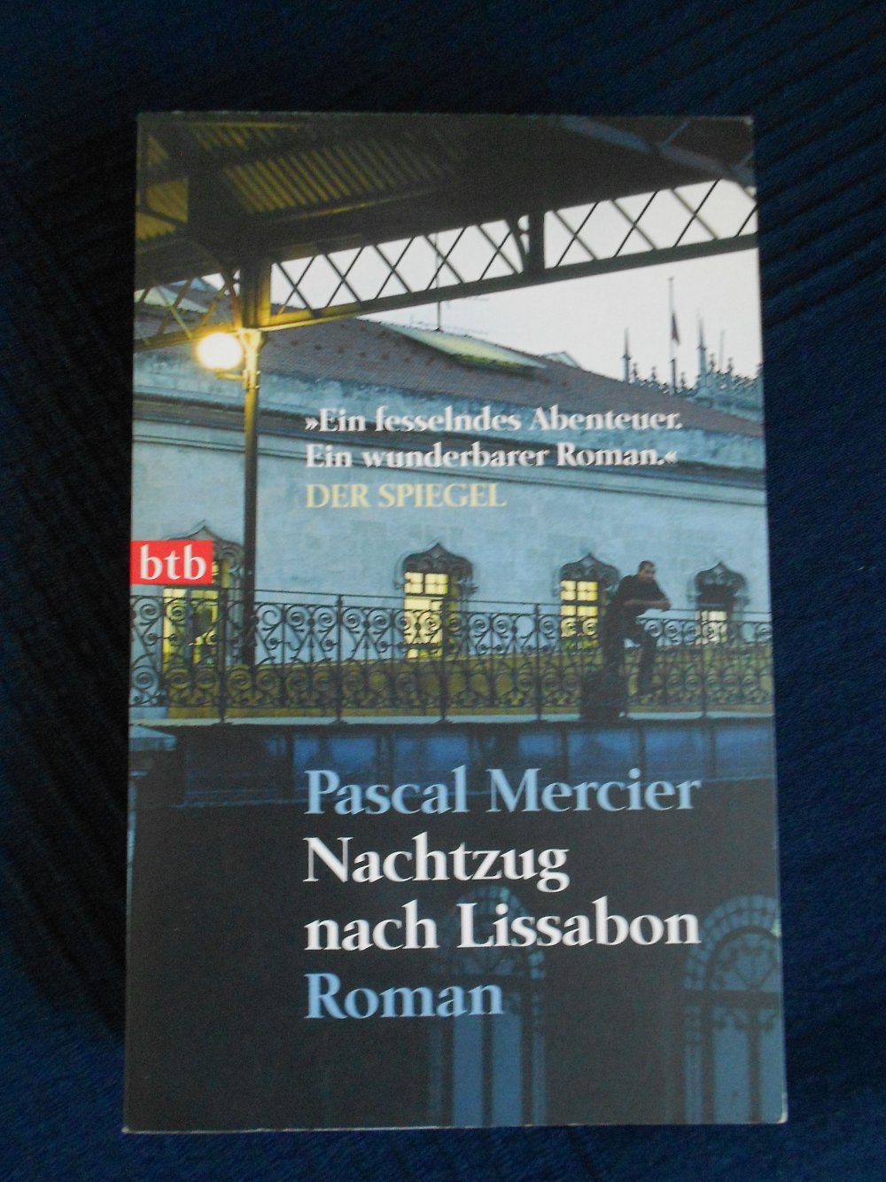 Taschenbuch Nachtzug nach Lissabon - Pascal Mercier