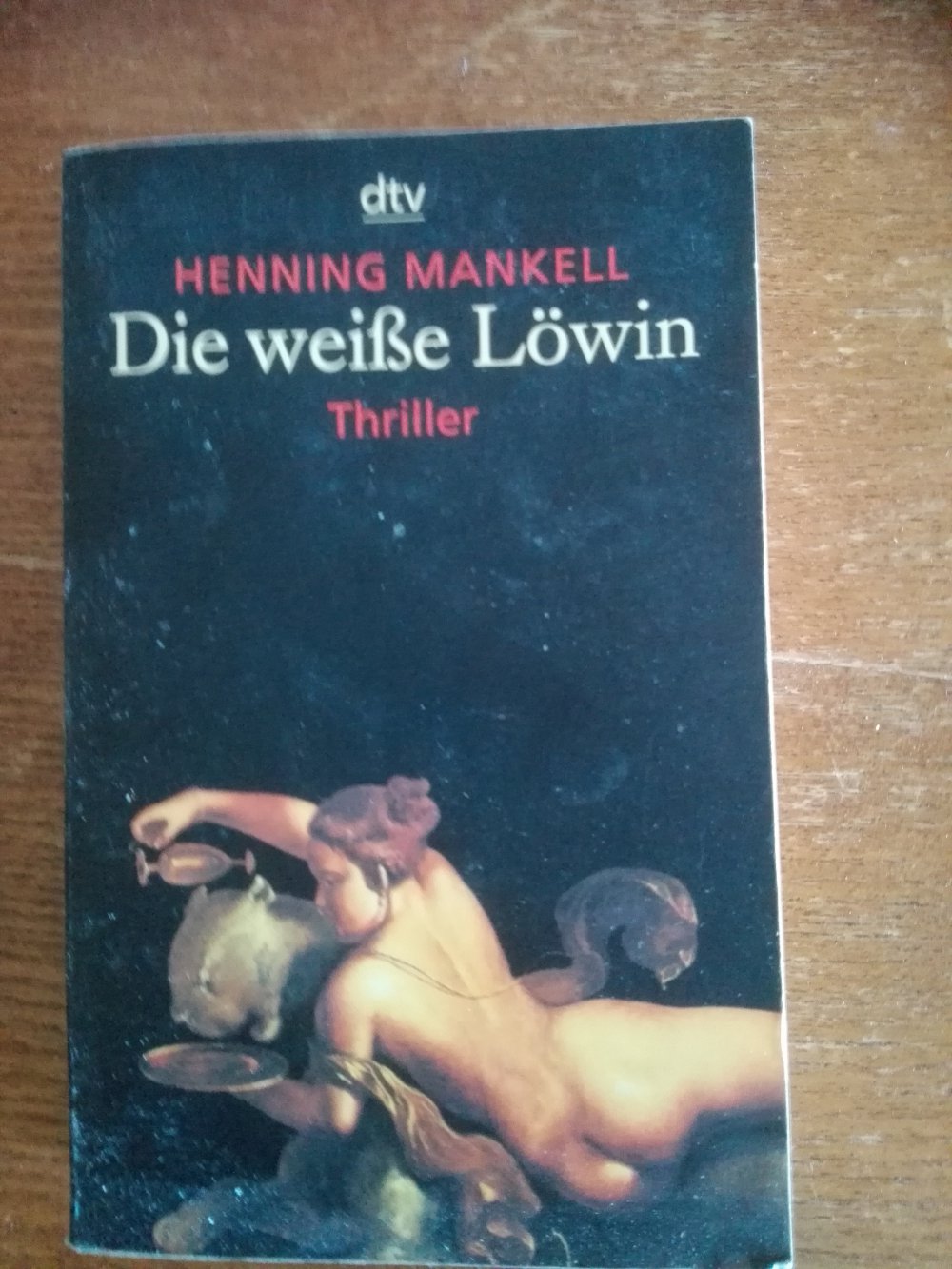 Die weiße Löwin Thriller