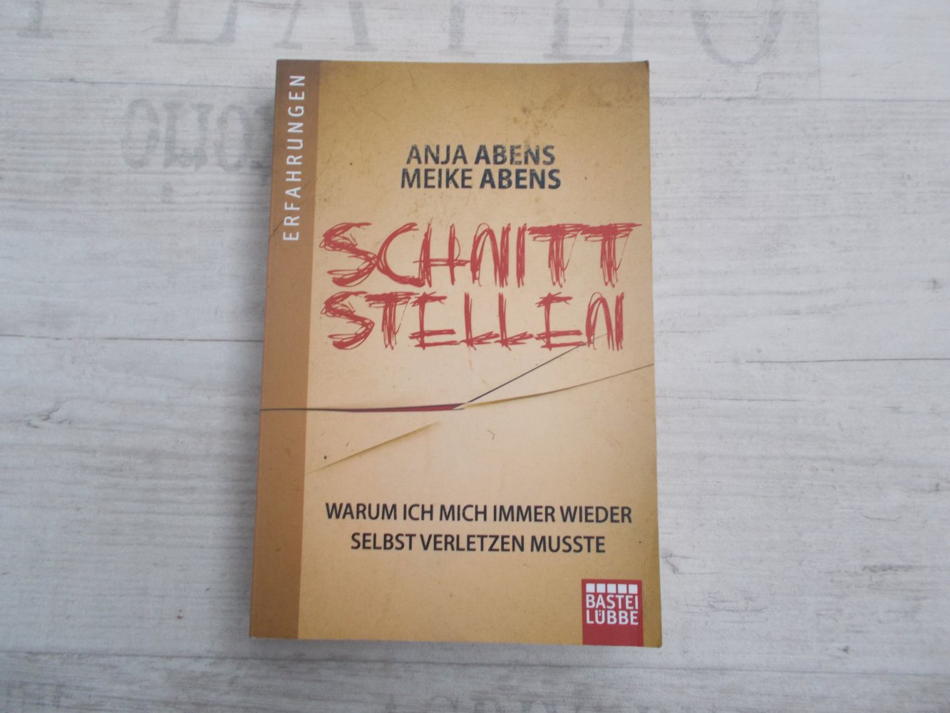 Buch Schnittstellen von Anja Abens und Meike Abens, Schnitt Stellen