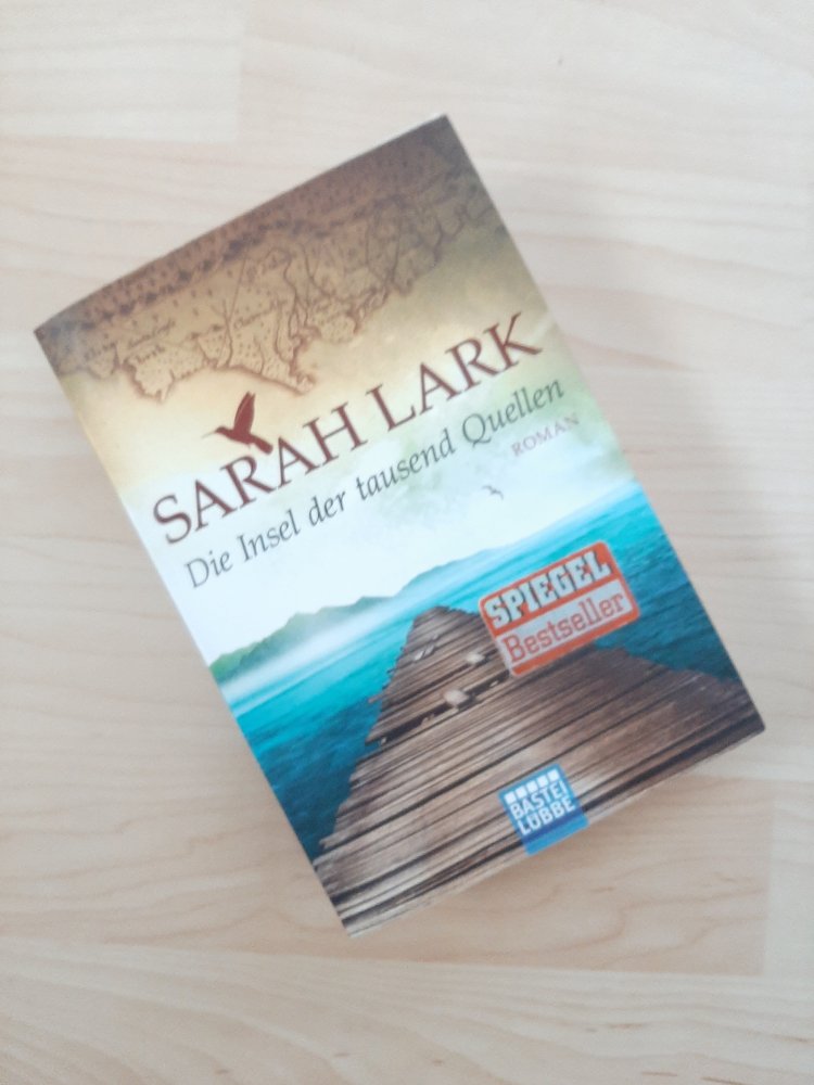 Sarah Lark: Die Insel der tausend Quellen (Taschenbuch)