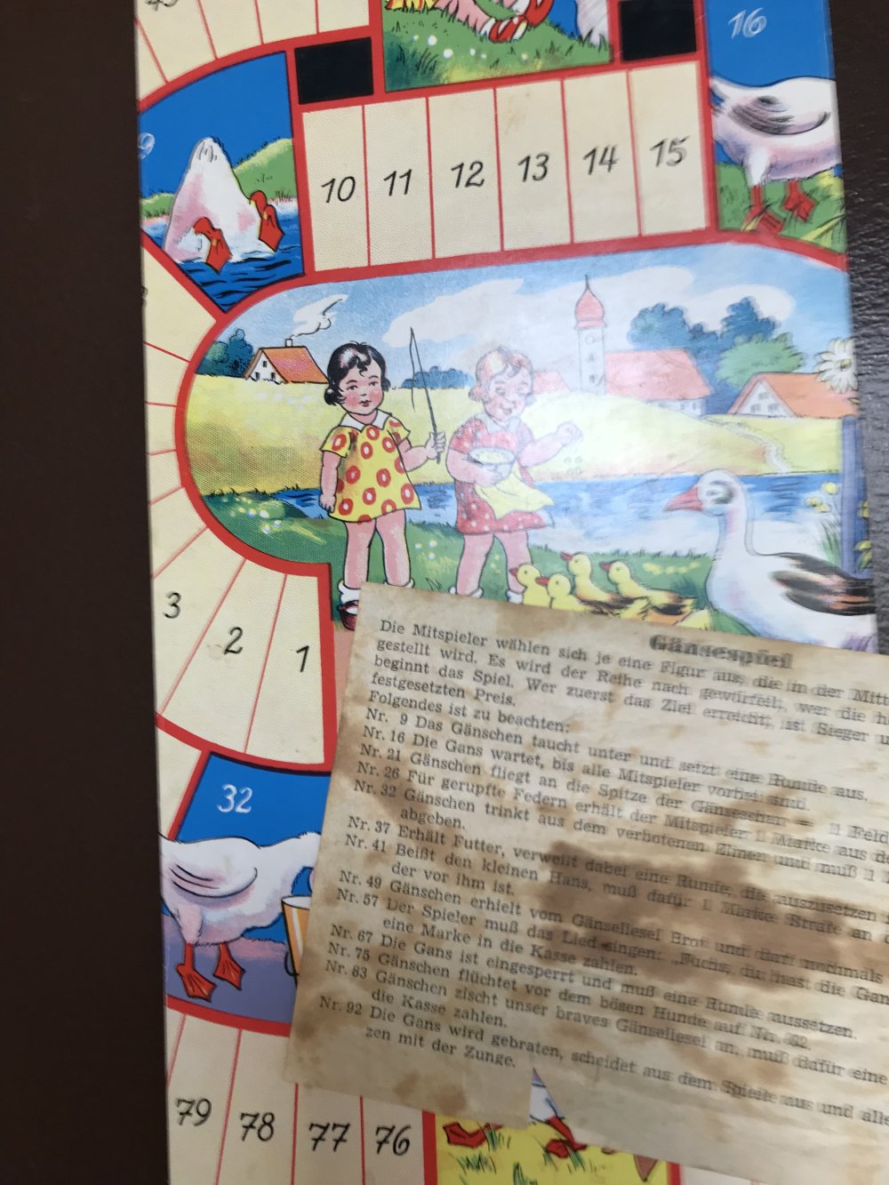 Spiel Nostalgie Familienspiel Gänseliesel Brettspiel altes Design Würfelspiel 