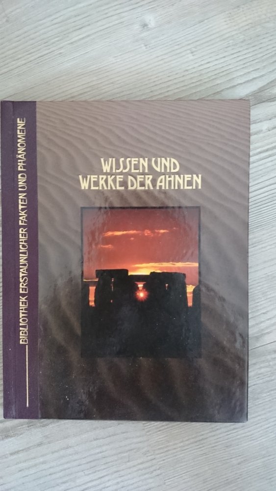 Wissen und Werke der Ahnen (Deutsch) Gebundene Ausgabe 