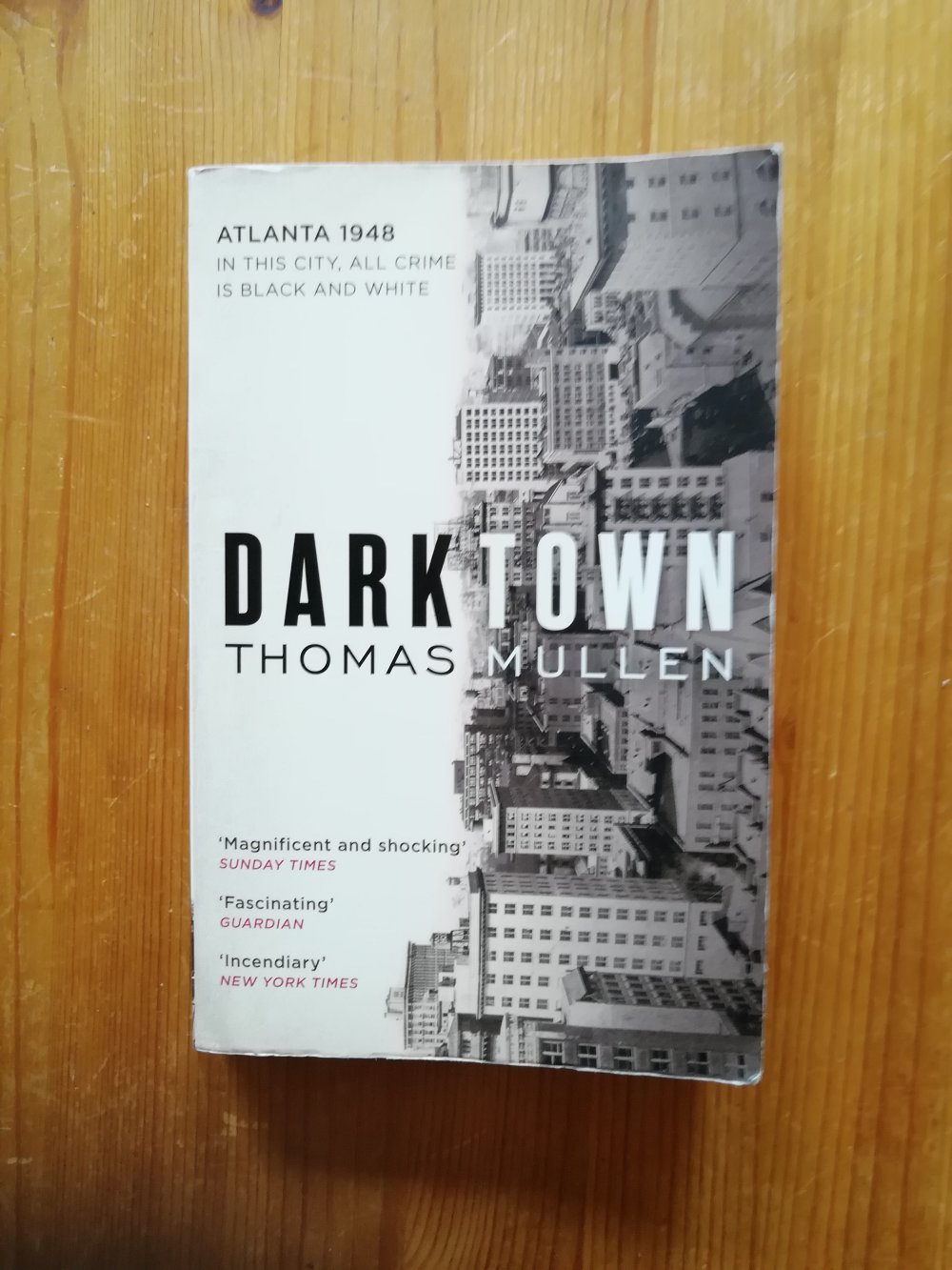 Dark Town - Thomas Mullen - Englisch 