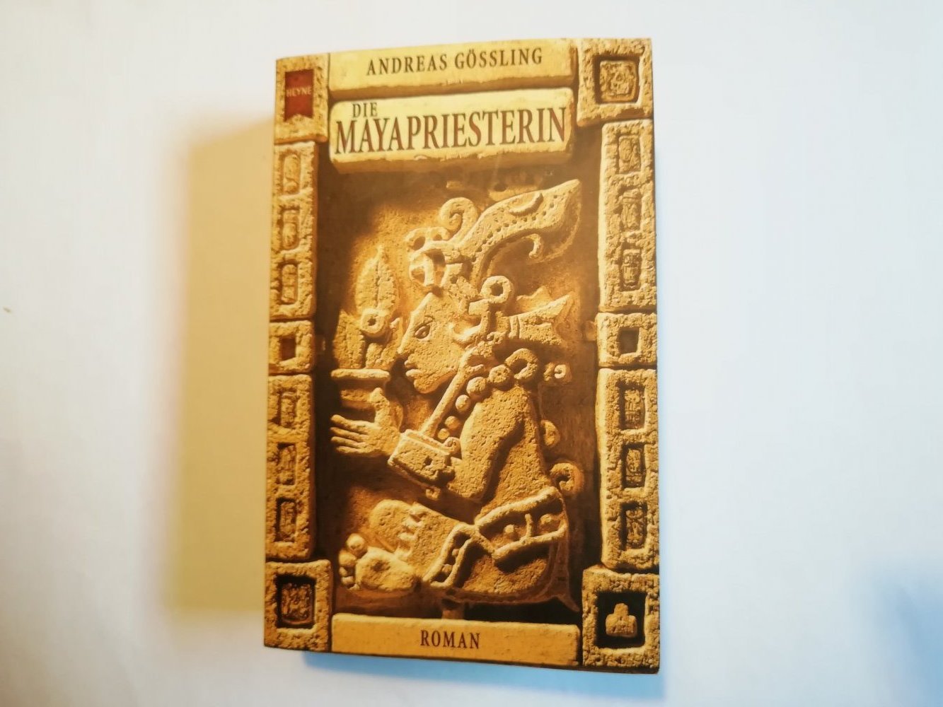 Die Mayapriesterin / Maya-Priesterin