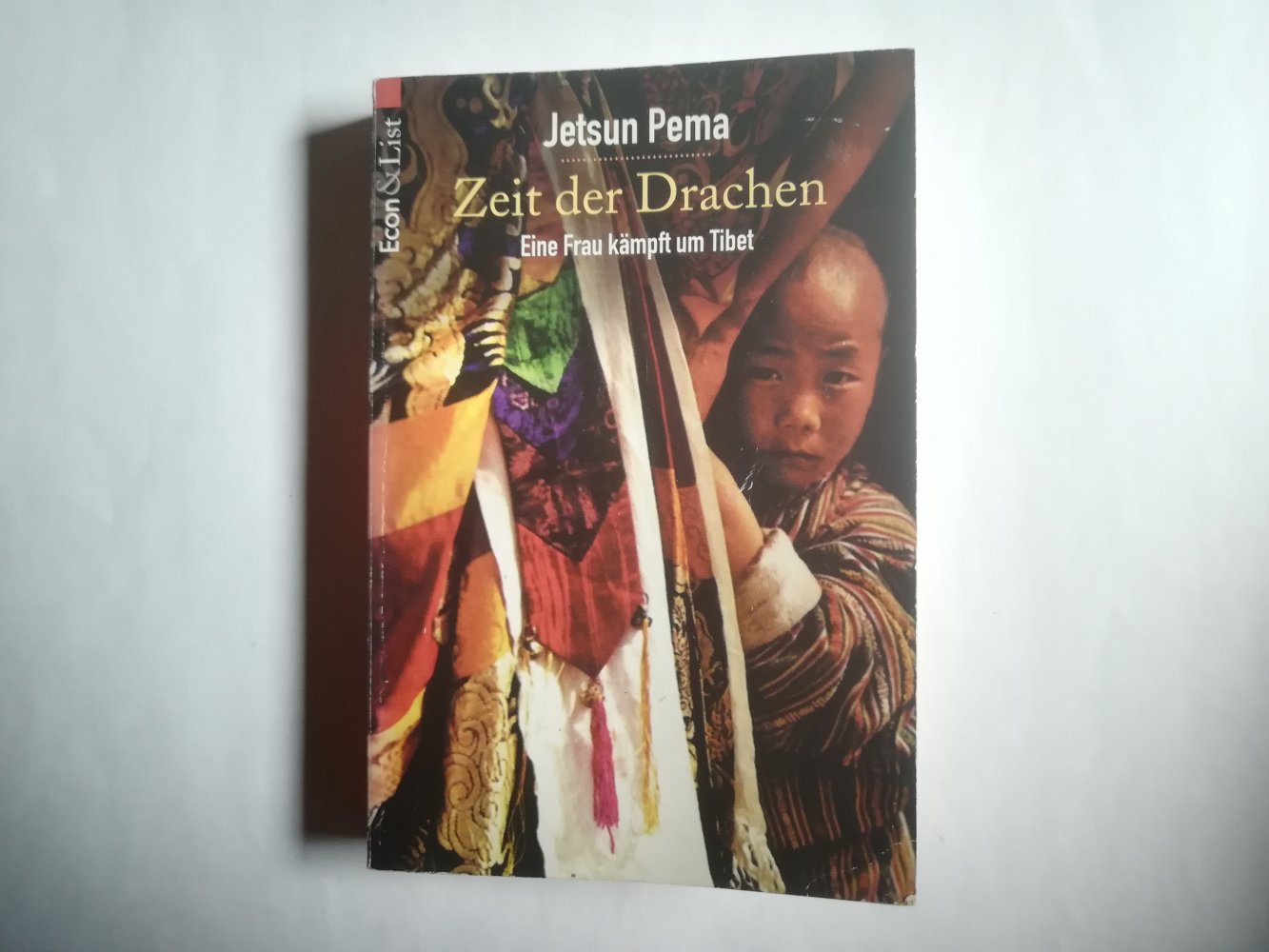 Zeit der Drachen - Eine Frau kämpft um Tibet