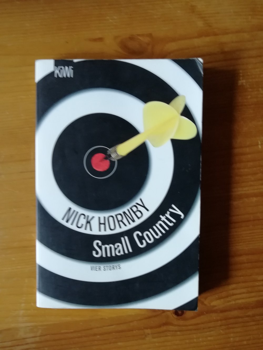 Small Country - vier Storys