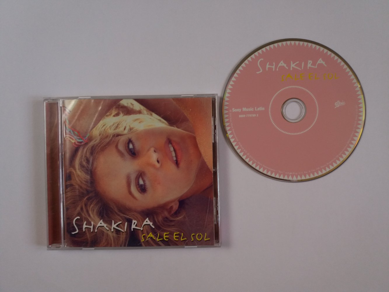 Sale el sol - Shakira