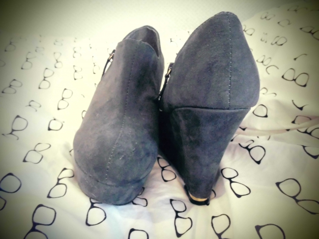 graue Wedges von Primark