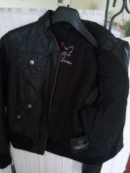 Schwarze Echtleder Jacke