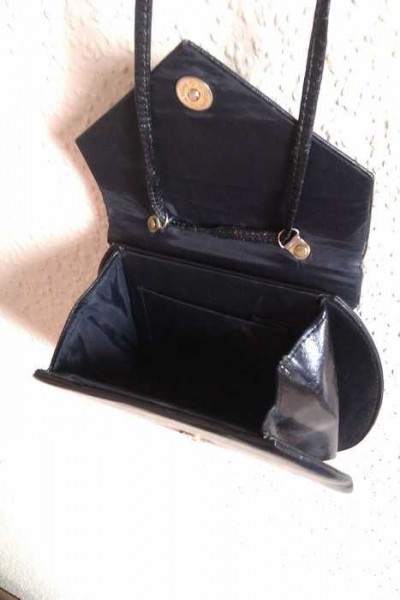 schöne schwarze vintage umhängetasche