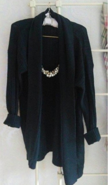 Schöner, eleganter Strick- Cardigan / Überzieher / Pulli / Jacke