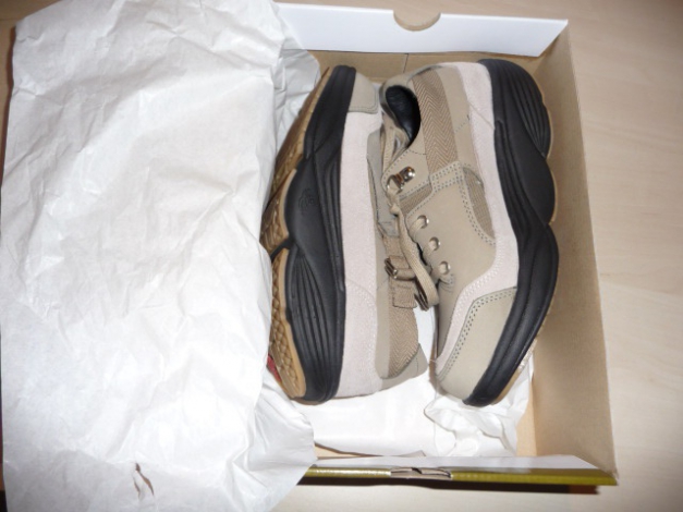 chung shi AuBioRiG Rückenschuhe bzw. Trainingsschuhe (vergleichbar mit MBT Schuhen) NP 189,90 €