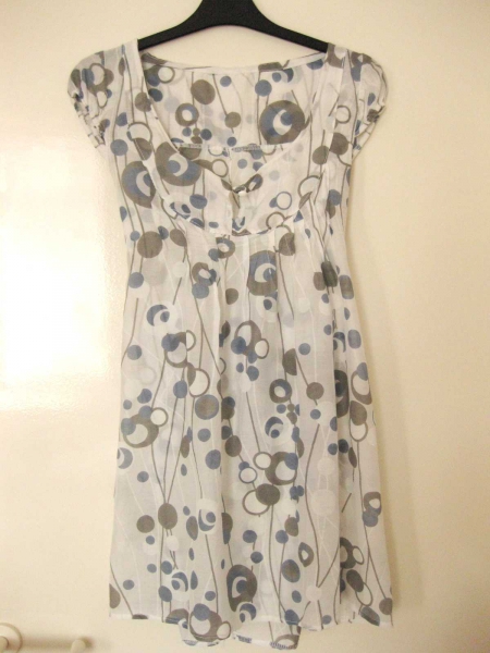 Longbluse/Longtop mit Punkten weiß Gr. XS-S *neuwertig*