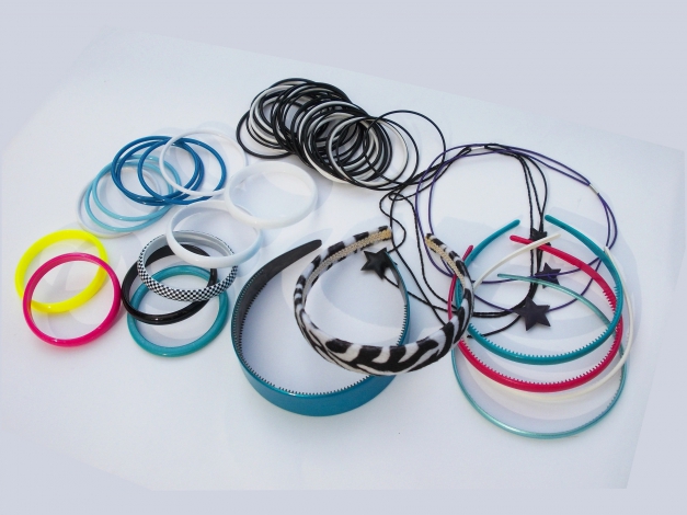 Großes Schmuckpaket Schmuck Accessoires Armreif Haarreif Gothic Cyber Emo Disco