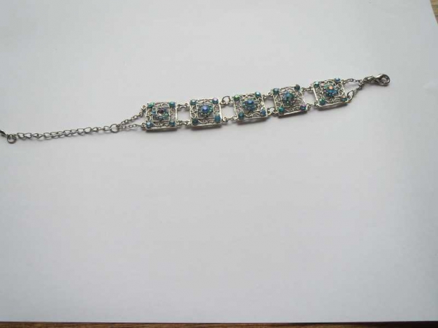 Schmuck-Set: Armband, Kette mit Anhänger und Ohrringe, Modeschmuck, in silber, neu