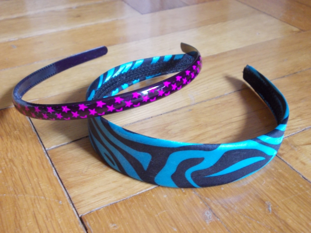 2x Haarreif zwei Haarreifen schwarz pink türkis Sterne Zebr Emo Gothic Batcave