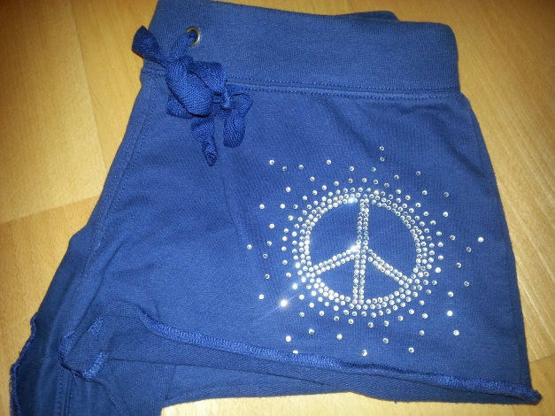 Peace shorts