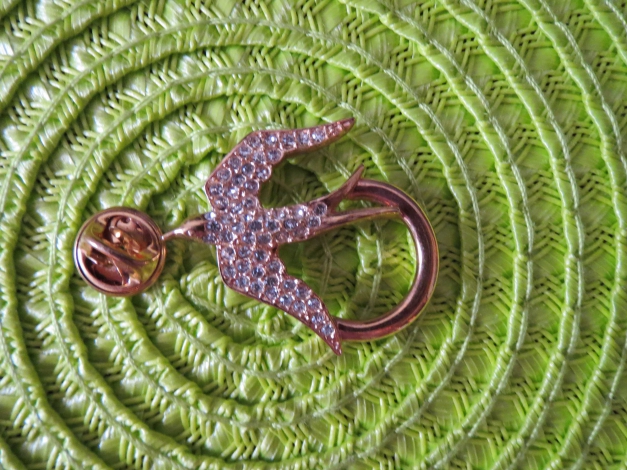 Brosche- Anstecker, Modeschmuck in gold, neu