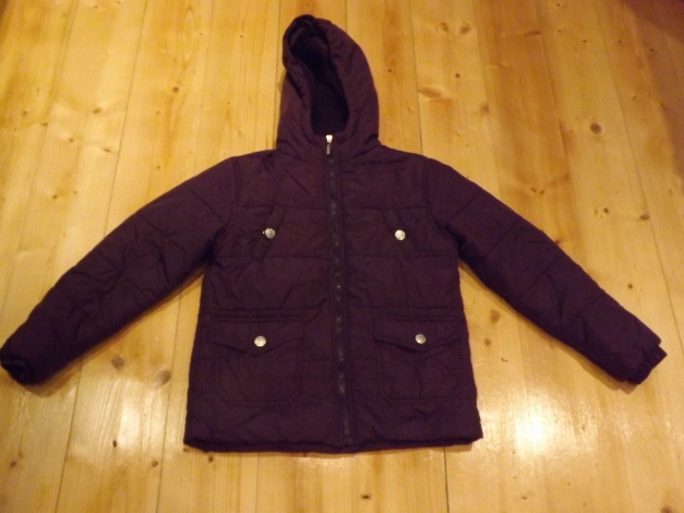 Gr. 140 Übergangsjacke lila mit Kaputze