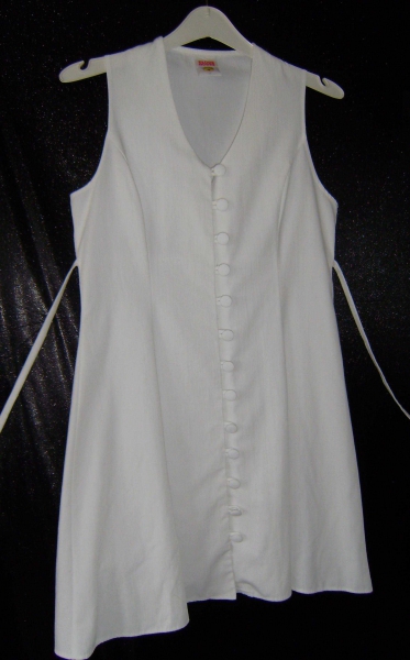 Sommerkleid Gr. 38-40, knielang in weiß