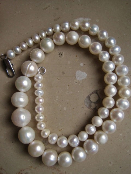 Süßwasserperlenkette dicker werdend neu