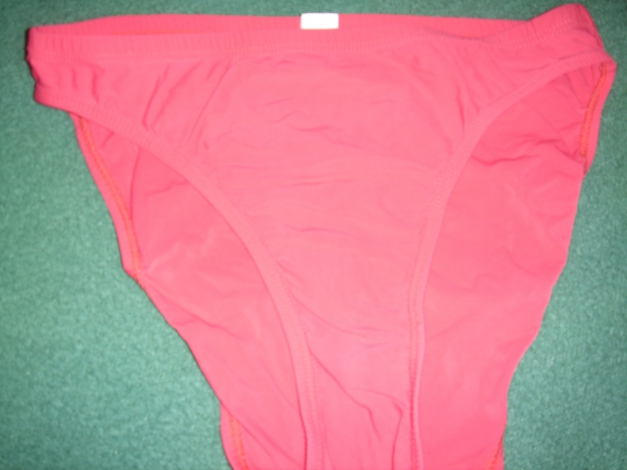 superschöner,roter slip gr.40/42 von MISS H